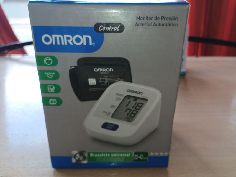 Medidor de presión digital Omron Control - Equipo de medición preciso - imagen 2