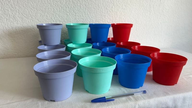 Colección de macetas plásticas de 9cm - imagen 2