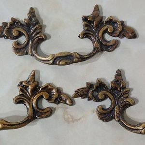 Juego de 4 Tiradores de Bronce Estilo Clásico para Muebles - imagen 1