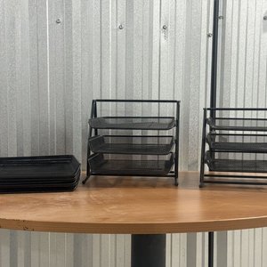 Organizador de Bandejas Metálicas Negras para Escritorio - imagen 2