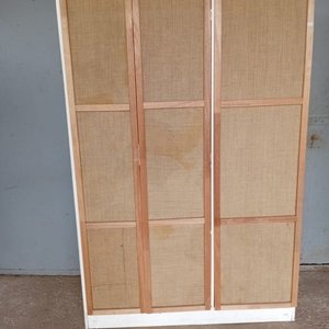 Lote anterior: Ropero de Madera con 3 Puertas y Arpillera