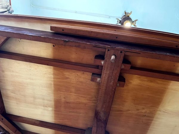 Juego de Comedor con Mesa Extensible y Seis Sillas de Madera - imagen 7
