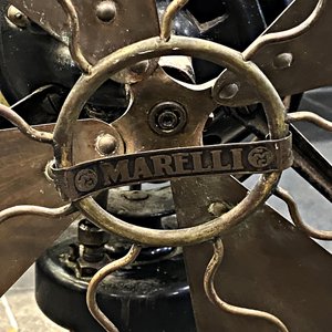 Ventilador Antiguo Marelli con Paletas de Bronce - Funciona - imagen 3