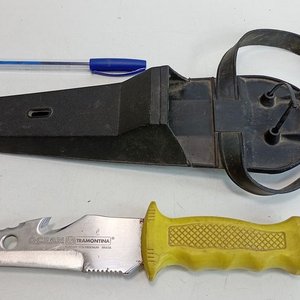 Cuchillo de Buceo Tramontina Ocean con Funda y Correas - imagen 1