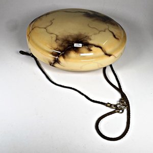 Lote siguiente: Plafon de Vidrio Opalino con Cadenas y Hilos de Bronce