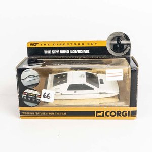 Lote siguiente: Auto Lotus Underwater de la película de James Bond The Spy  Who Loved Me escala 1/36 colección Corgi en su caja original
