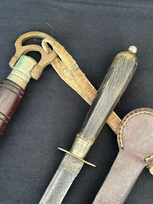 Lote de Armas Antiguas con Faconcito y Cabo de Búfalo - imagen 5