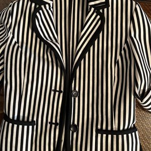 Blazer Rayado Blanco y Negro Talle S - imagen 3