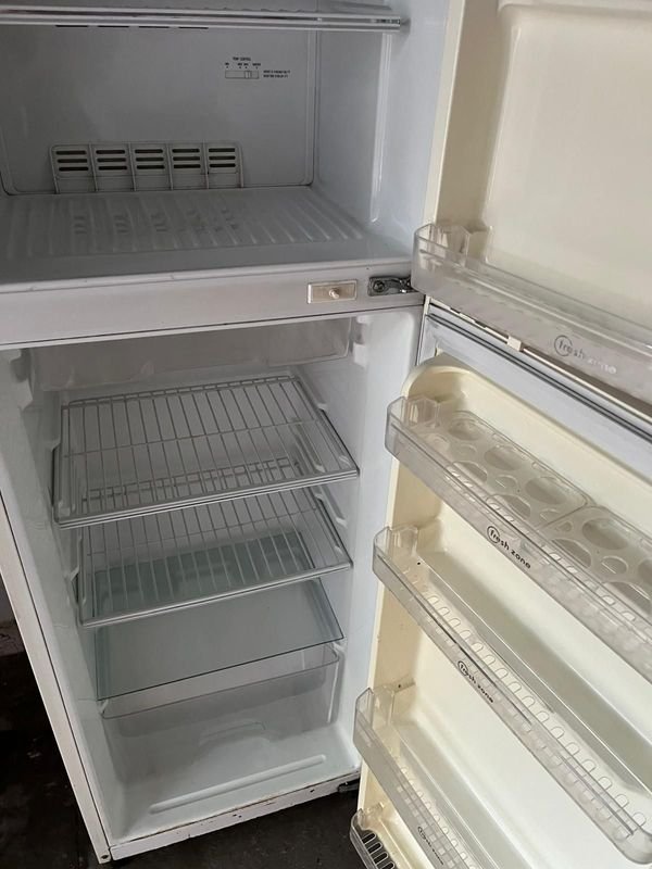 Refrigeradores Whirlpool y Panavox en venta - imagen 3