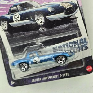 Hot Wheels Jaguar Lightweight E-Type Serie Silver - imagen 2