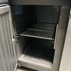 Bajo Mostrador Refrigerado Acero Inoxidable 4 Puertas - imagen 6