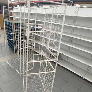 Exhibidor de Rejilla Blanco con Estructura de Pie - imagen 2