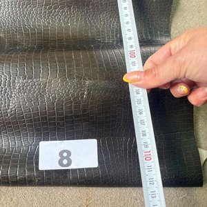 Lote de Cuero Natural Napa con Textura Cocodrilo - imagen 3