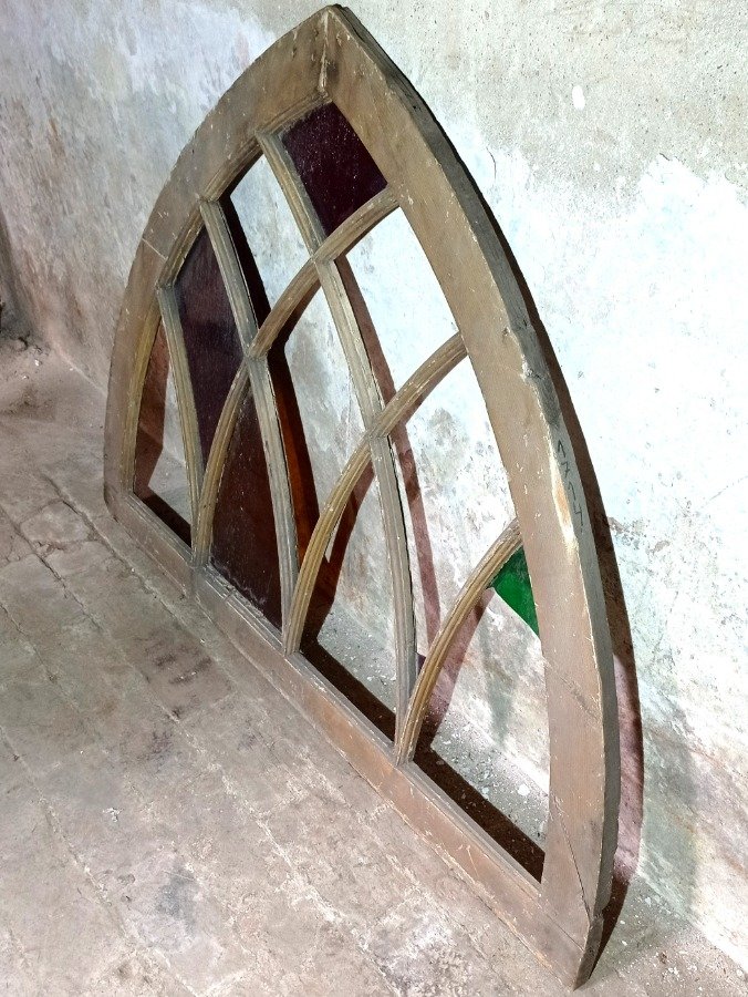 Ventana de vidrio labrado con forma de diamante - imagen 3