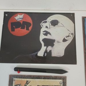 Lote de 8 Chapas Vintage: Patricio Rey, Doc & Marty, Baileys, Punta del Este y más - imagen 4