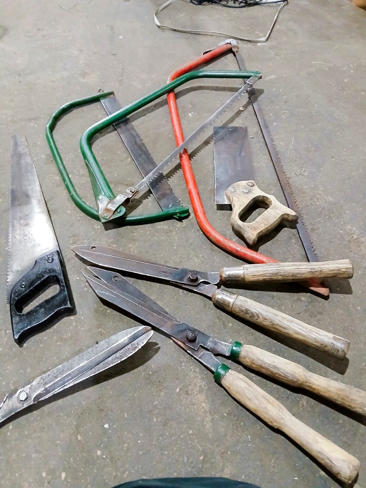 Lote siguiente: Herramientas de jardinería y poda