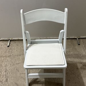 Lote de Sillas de Plástico Blanco para Eventos - imagen 10