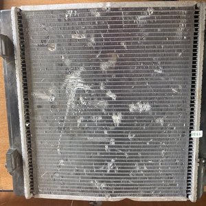 Lote siguiente: Radiador Automotriz con Electroventilador y Carenado