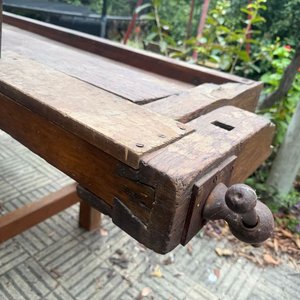 Banco de Trabajo de Carpintero Antiguo de Hierro y Madera Maciza - imagen 14