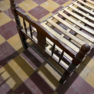 Cama de Una Plaza Estilo Provenzal en Madera - imagen 3