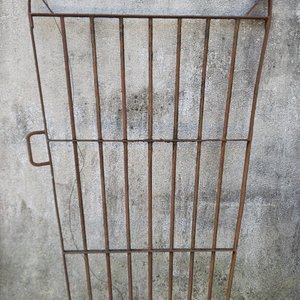 Puerta de Hierro Macizo para Manga Ganadera - imagen 3