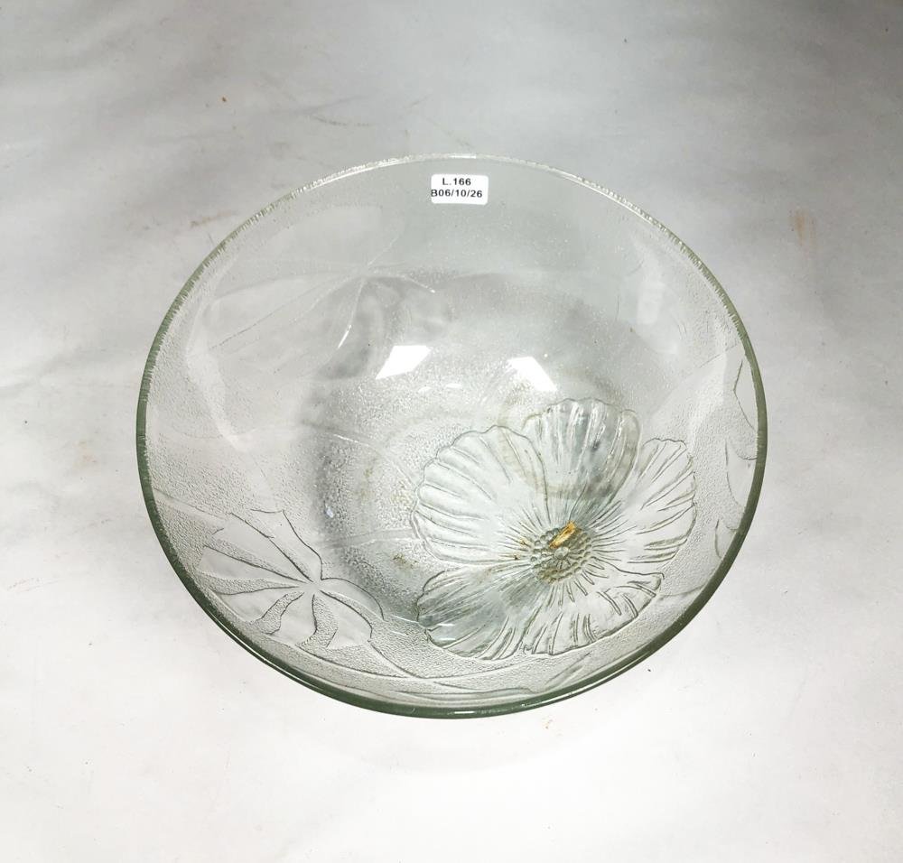 Fuente Circular de Vidrio Transparente con Diseño Floral