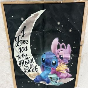 Tapiz Decorativo Lilo & Stitch "I love you to the moon & back" - imagen 4