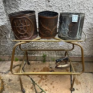Lote anterior: Juego de 2 Porta Macetas de Cobre y Mesa Auxiliar Metálica