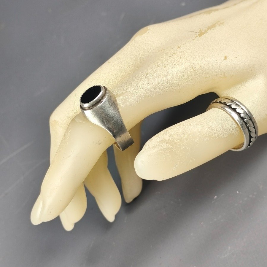 Item 16335 - Image 4