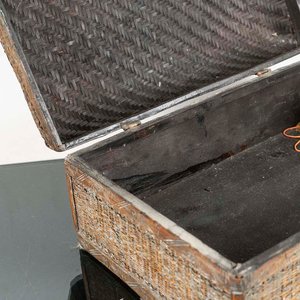 Caja de Mimbre Antigua con Detalles y Asa - Medidas 47x32x20 cm - imagen 2