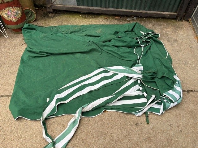 Toldo Verde y Blanco para Gazebo 4x4 Metros