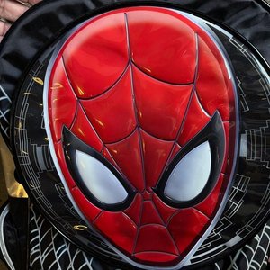 Mochila Escolar Spiderman Roja y Plateada - imagen 2