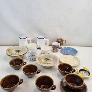 Lote de 21 Piezas de Vajilla Mulberry Home Collection: Tazas, Cuencos y Platos - imagen 2