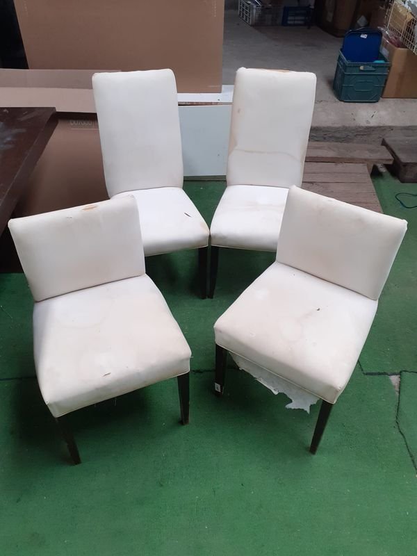 MESA CON SILLAS TAP - Equipamiento de hogar - imagen 3