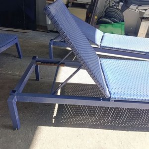Camastros de Aluminio y Ratán Sintético Violeta con Respaldo Reclinable - imagen 3
