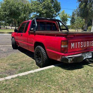 Camioneta Mitsubishi L200 Cabina Extendida Nafta 1997 - imagen 2