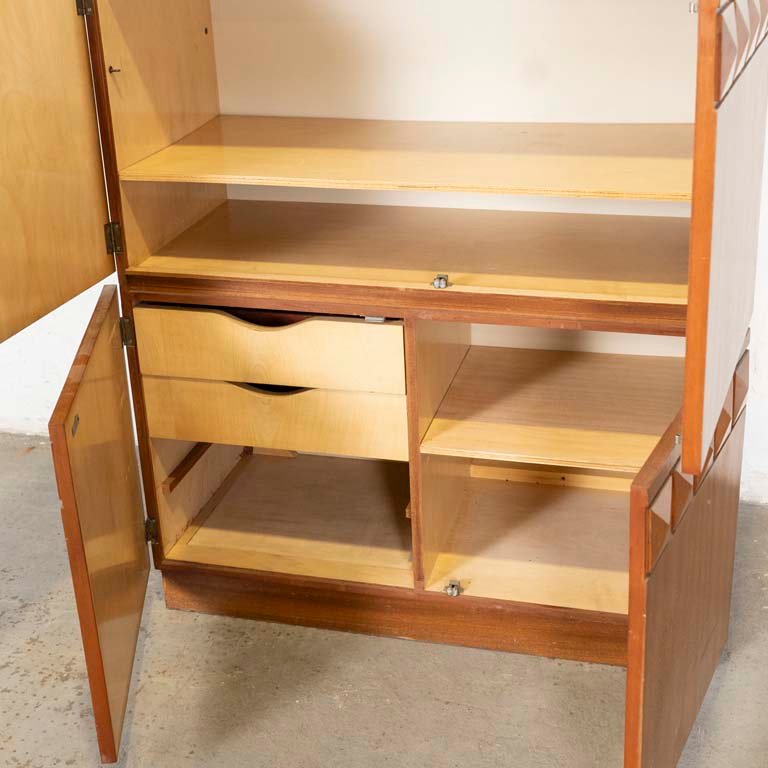 Item 2101999 - Image 1