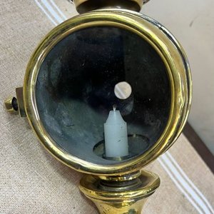 Farol de Carruaje Antiguo de Bronce con Vidrio y Adaptación Eléctrica - imagen 3