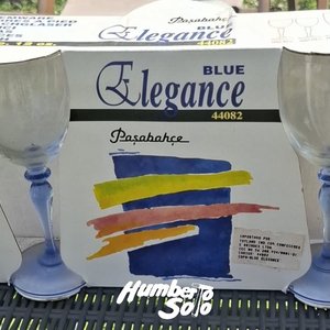 Lote anterior: Tres Copas de Vidrio con Base Azul Elegance Paşabahçe