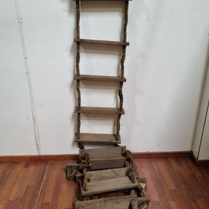 Lote anterior: Escalera de Soga y Madera Antigua - 5 Metros