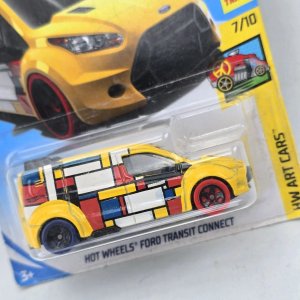 Hot Wheels Art Cars Ford Transit Connect Amarillo - imagen 2
