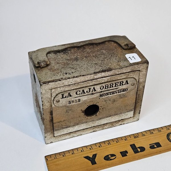 Alcancia del Banco de la Caja Obrera Montevideo - Colección Rara - imagen 2