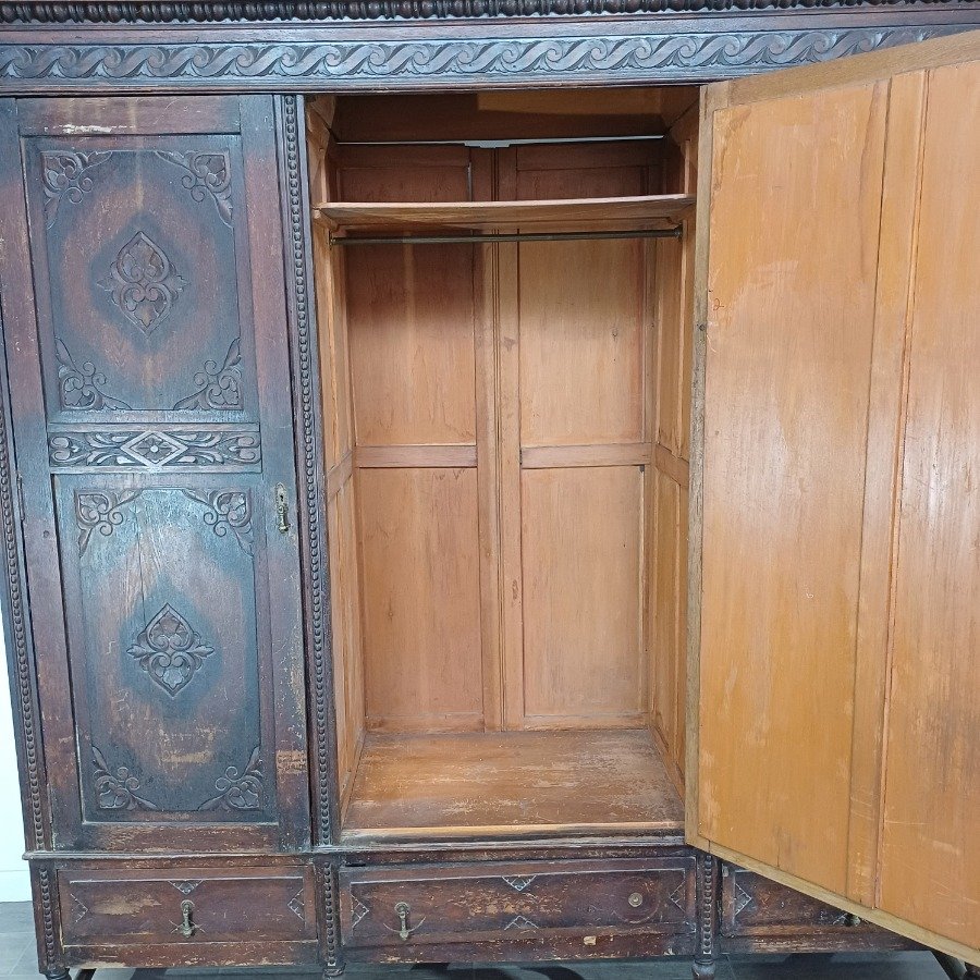 Ropero de estilo en roble con espejo biselado - imagen 8