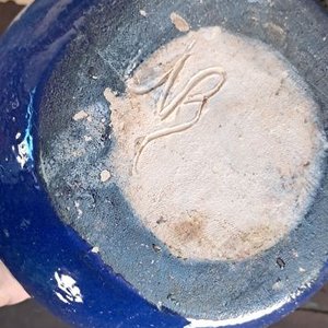 Recipiente de Madera con Tapa y Macetero de Barro Azul - imagen 9