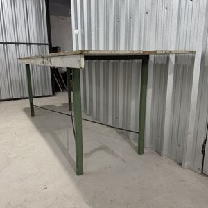 Mesa de Trabajo Grande con Tapa Blanca y Estructura Metálica - imagen 6