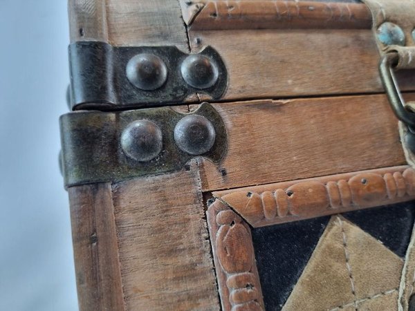Valija de Madera con Detalles en Cuero - imagen 10