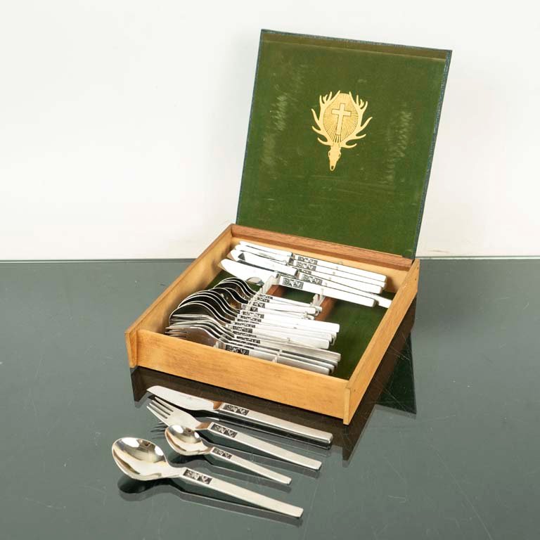 Item 2103864 - Image 0