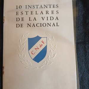 Lote anterior: Folleto Histórico "10 Instantes Estelares de la Vida de Nacional" Club Nacional de Football