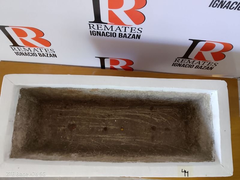 Maceta de hormigón rectangular para jardín - imagen 2