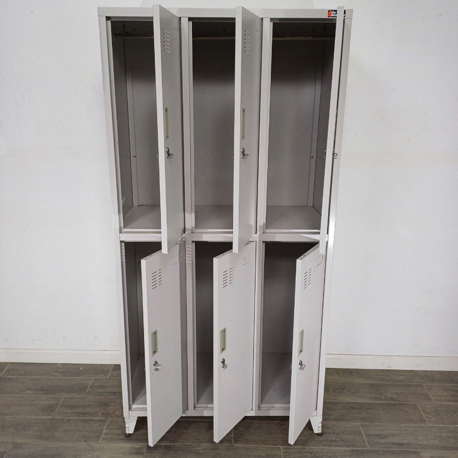 Almacen de metal de 6 puertas en muy buen estado - imagen 3